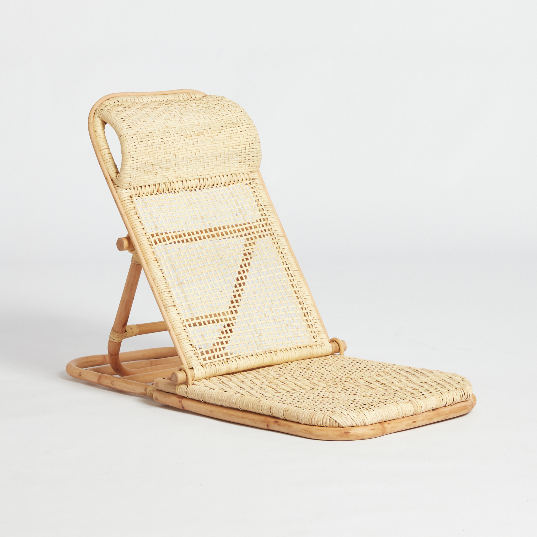 Beach chair deals rattan