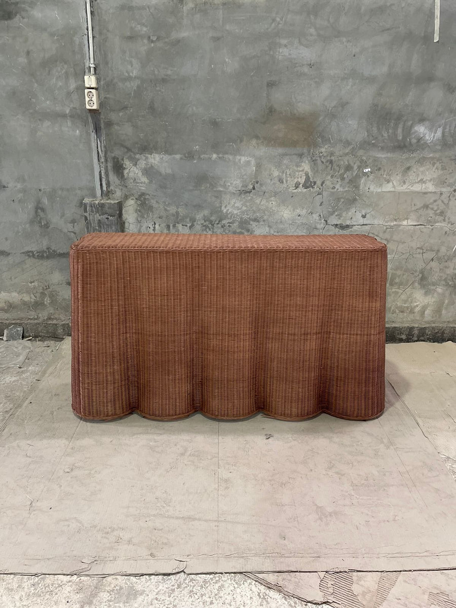 Drape Console (Oct preorder)