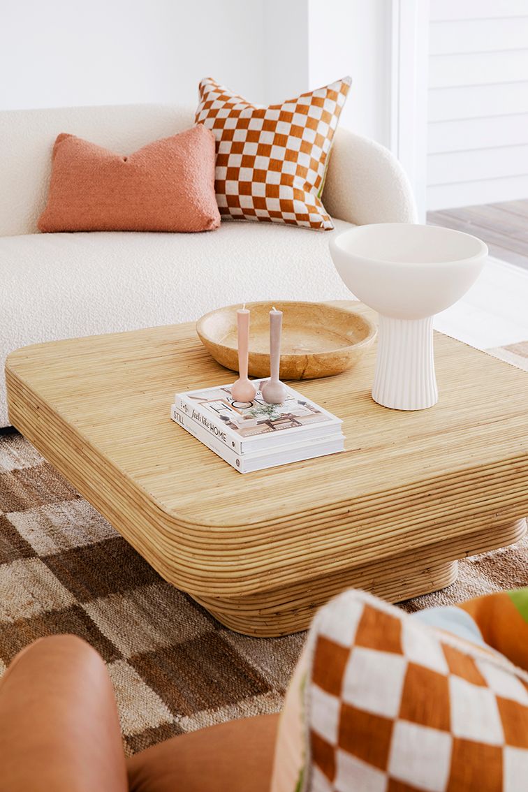 Ibiza coffee table (preorder march