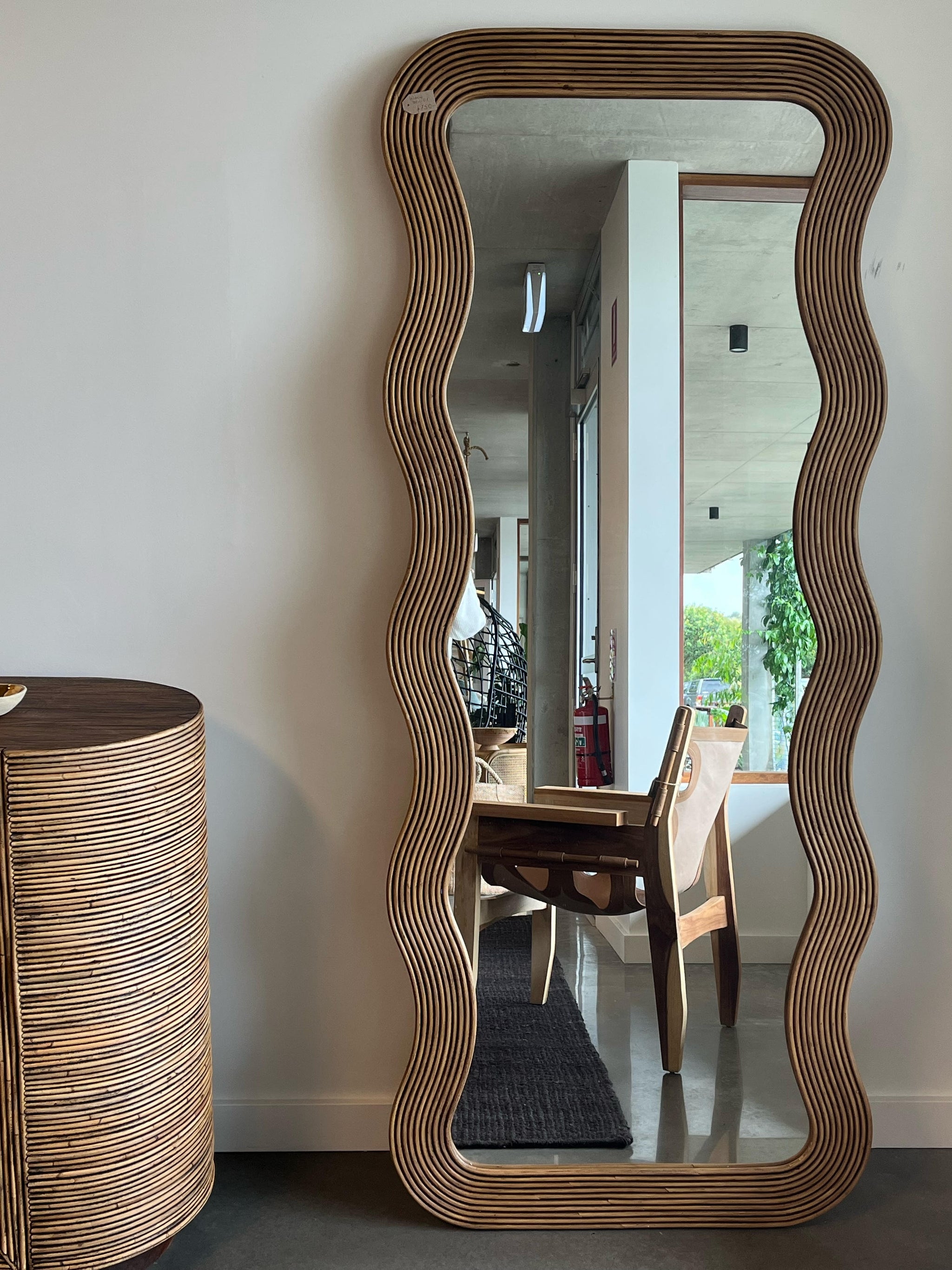 Byron life leaf carved mirror バイロンライフミラー Byron life leaf carved mirror バイロンライフミラー