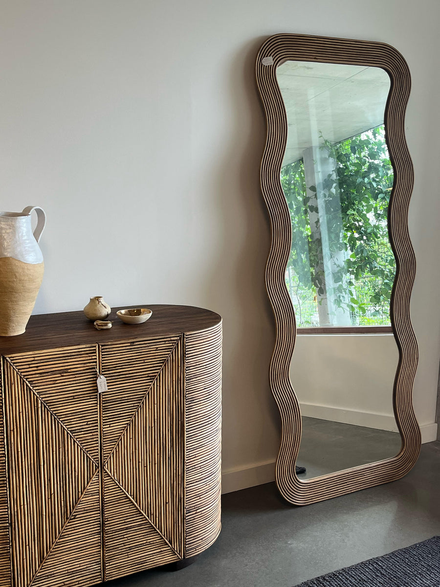 Wave Mirror
